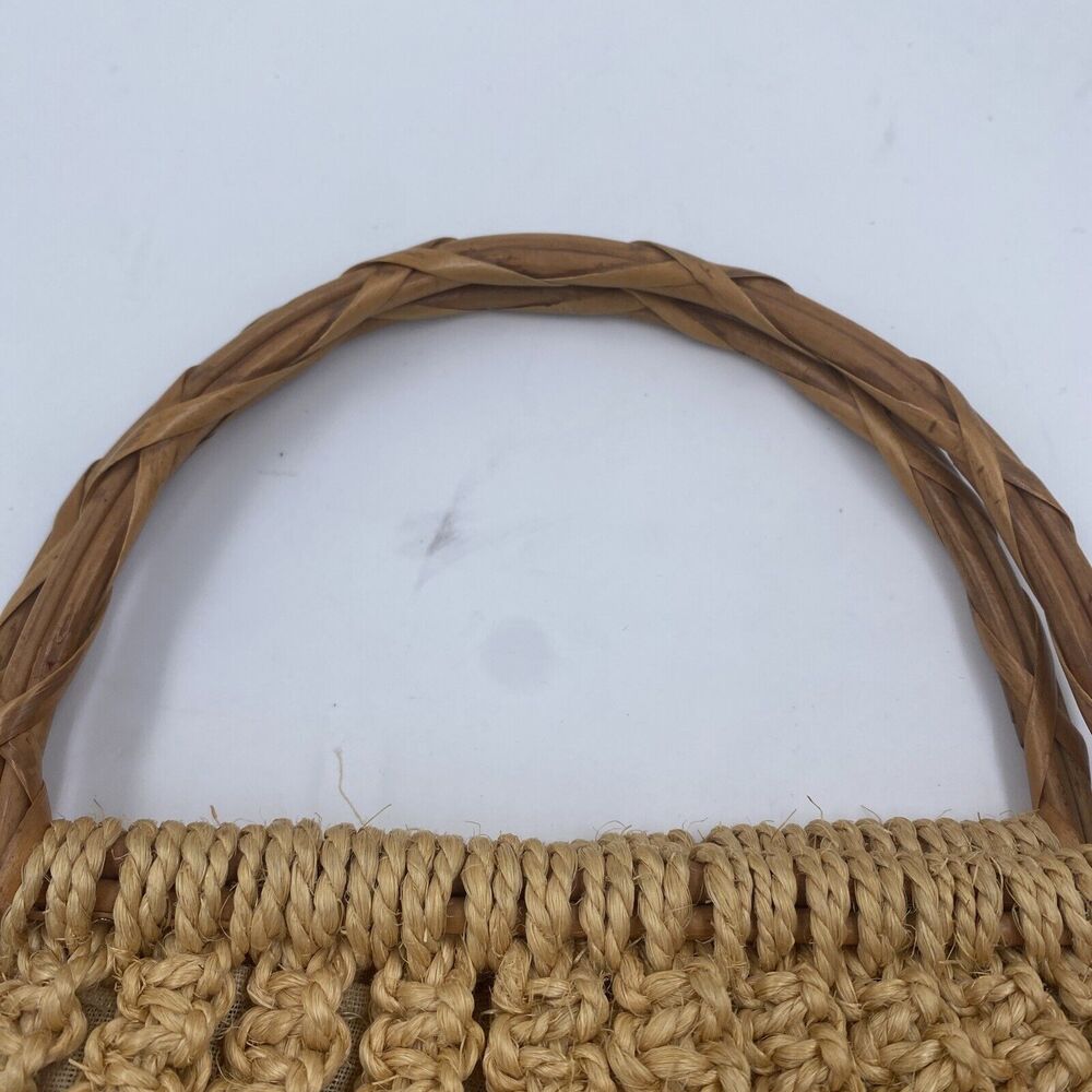 Woman crochet beige wooden handle beach tote Lined shoulder bag - Picture 3 of 4